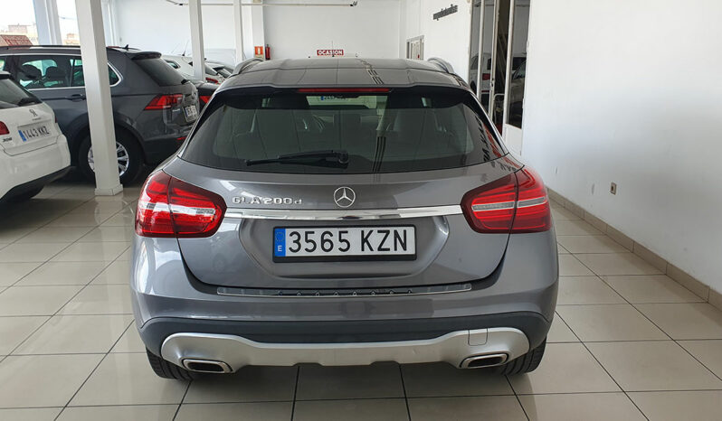 
								MERCEDES GLA 200 completo									