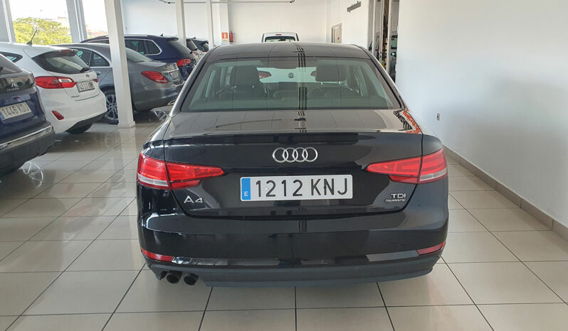 
								AUDI A4 2.0 TDI QUATTRO STRONIC completo									