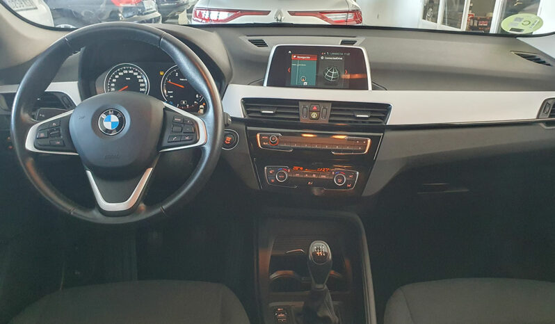 
								BMW X1 SDRIVE 1.8 completo									