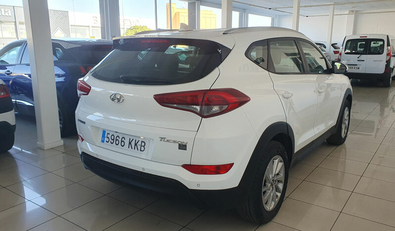 
								HYUNDAI TUCSON 1.7 CRDI BLUE DRIVE LINK DIESEL completo									