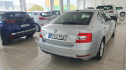 
										SKODA OCTAVIA 1. 6TDI AMBITION completo									