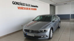 
										VOLKSWAGEN PASSAT 2.0 TDI ADVANCE completo									