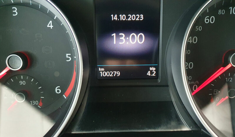 
								VOLKSWAGEN PASSAT 2.0 TDI ADVANCE completo									