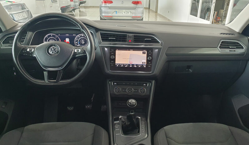 
								VOLKSWAGEN TIGUAN 2.0 SPORT completo									