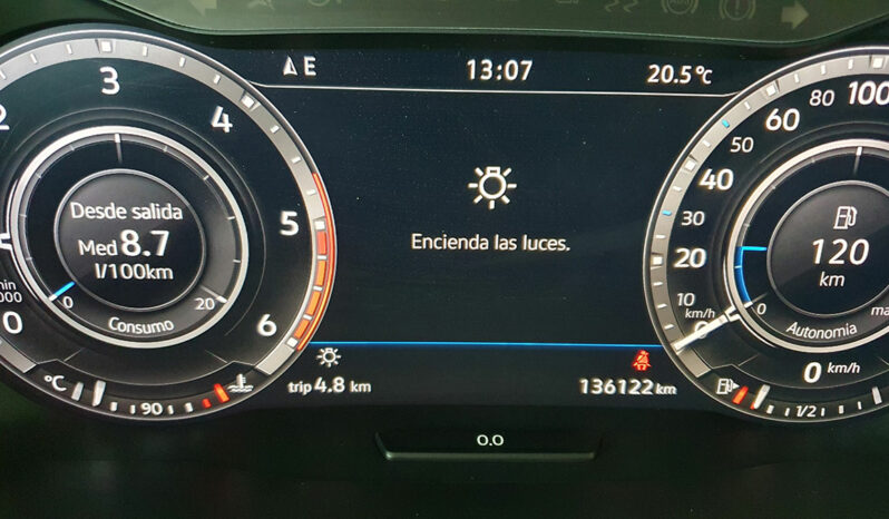 
								VOLKSWAGEN TIGUAN 2.0 SPORT completo									