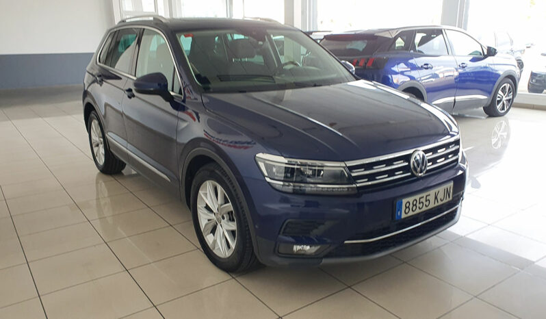 
								VOLKSWAGEN TIGUAN 2.0 SPORT completo									