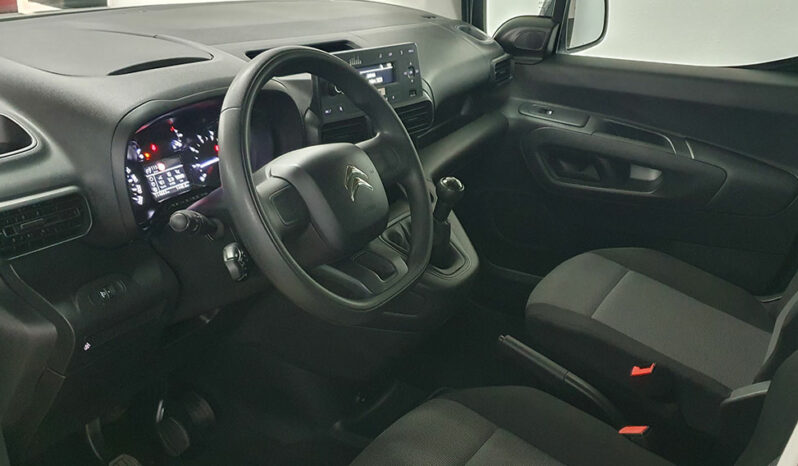
								CITROEN BERLINGO 1.5 HDI  FEEL completo									