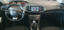 
										PEUGEOT 308 1.5 DHI STYLE completo									