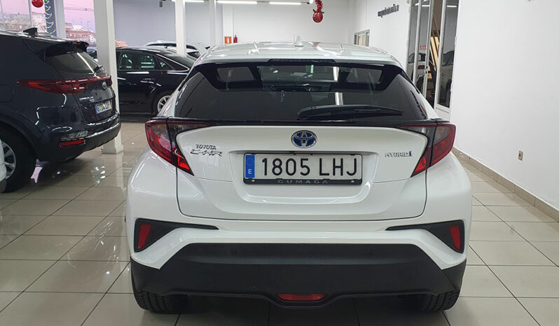 
								TOYOTA CHR 1.8 ADVANCE HYBRID completo									
