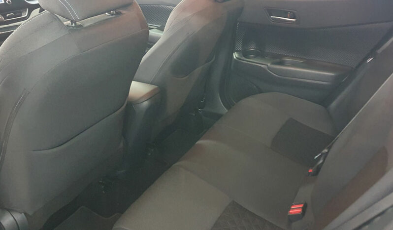 
								TOYOTA CHR 1.8 ADVANCE HYBRID completo									