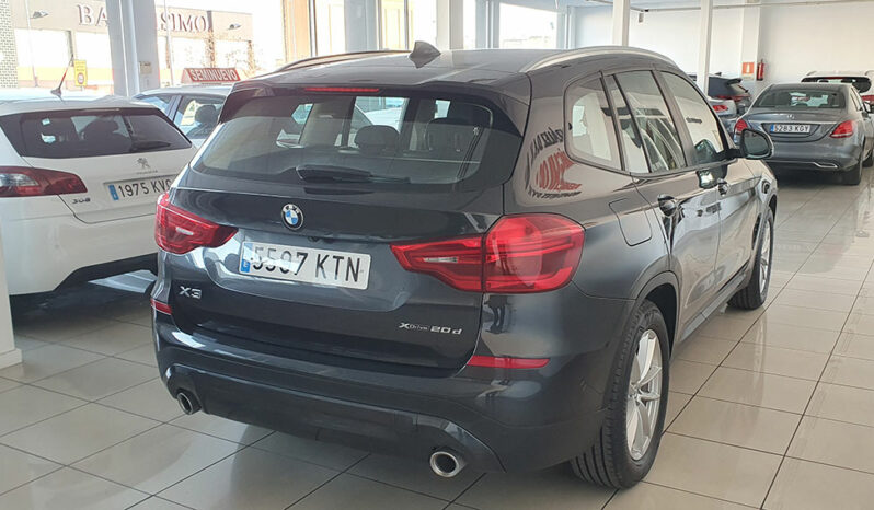 
								BMW X3 XDRIVE 20D completo									