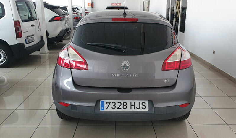 
								RENAULT MEGANE 1.5 DCI 110 CV AUTENTIQUE completo									