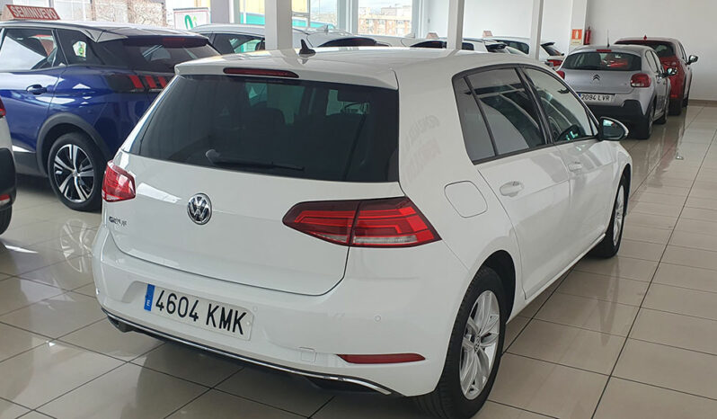 
								VOLKSWAGEN GOLF 1.6TDI ADVANCE completo									