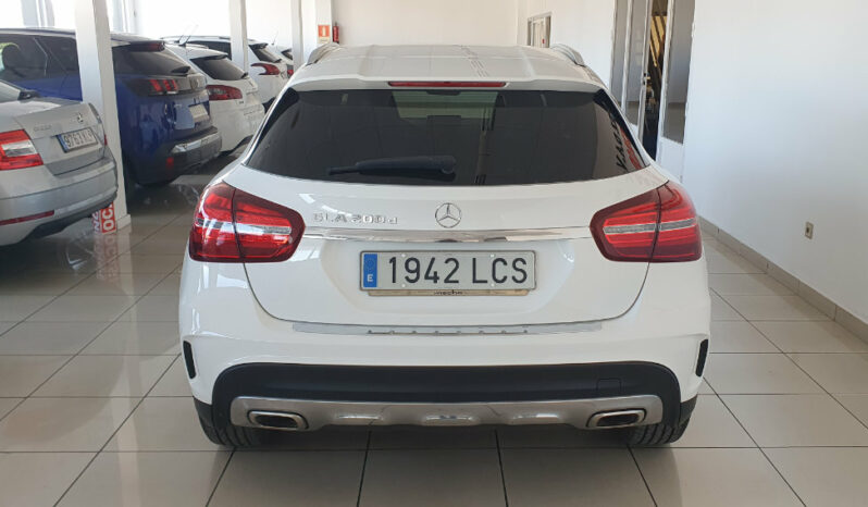 
								MERCEDES GLA 200 CDI completo									