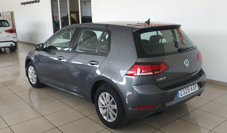 
								VOLKSWAGEN GOLF 1.6TDI EDITION completo									
