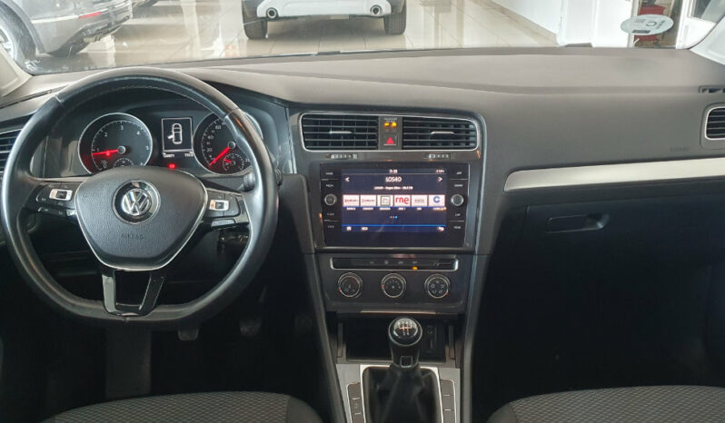 
								VOLKSWAGEN GOLF 1.6TDI EDITION completo									