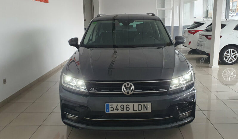 
								VOLKSWAGEN TIGUAN 2.0 R-LINE completo									