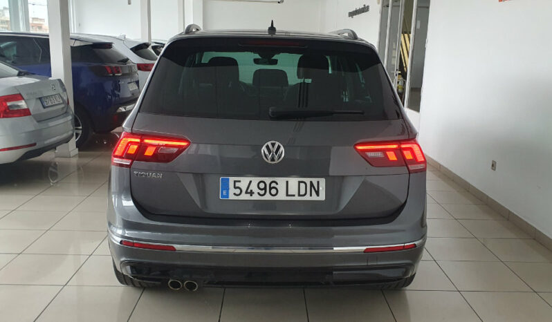 
								VOLKSWAGEN TIGUAN 2.0 R-LINE completo									