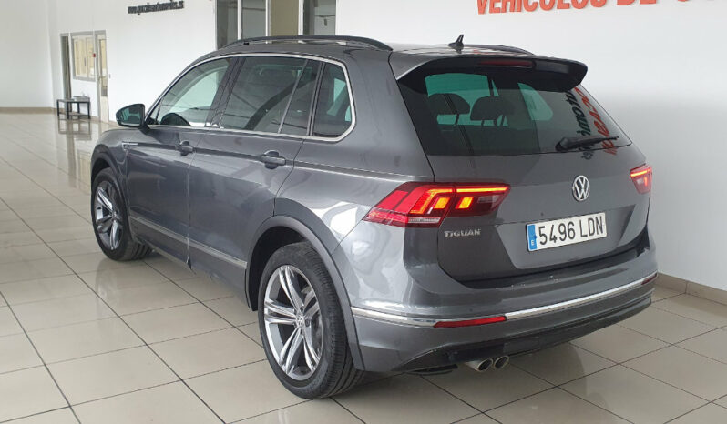 
								VOLKSWAGEN TIGUAN 2.0 R-LINE completo									