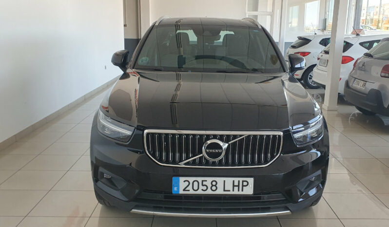 
								VOLVO XC40 2.0 D3 completo									