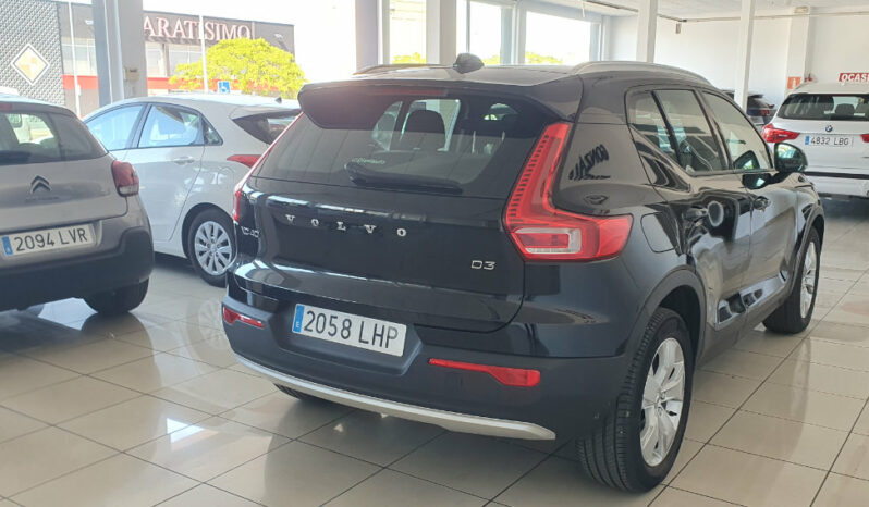 
								VOLVO XC40 2.0 D3 completo									