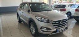 
										HYUNDAI TUCSON 1.7 CRDI DRIVE LINK completo									