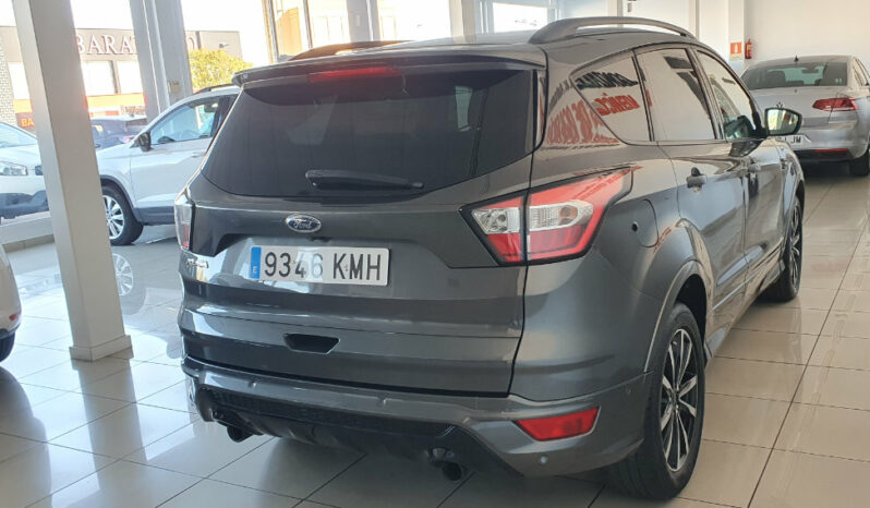 
								FORD KUGA 2.0 TDCI ST-LINE completo									