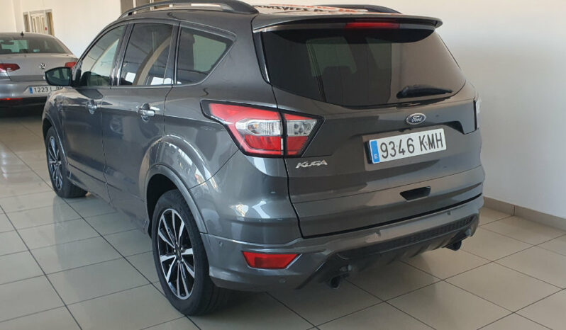 
								FORD KUGA 2.0 TDCI ST-LINE completo									