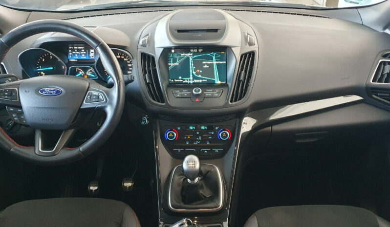 
								FORD KUGA 2.0 TDCI ST-LINE completo									