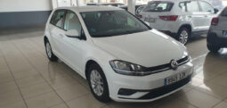 
										VOLKSWAGEN GOLF 1.6TDI ADVANCE completo									