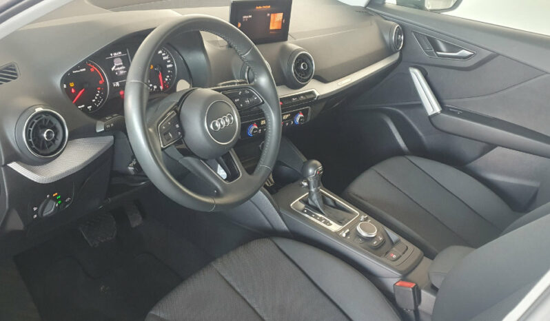 
								AUDI Q2 ADVANCED S TRONIC completo									