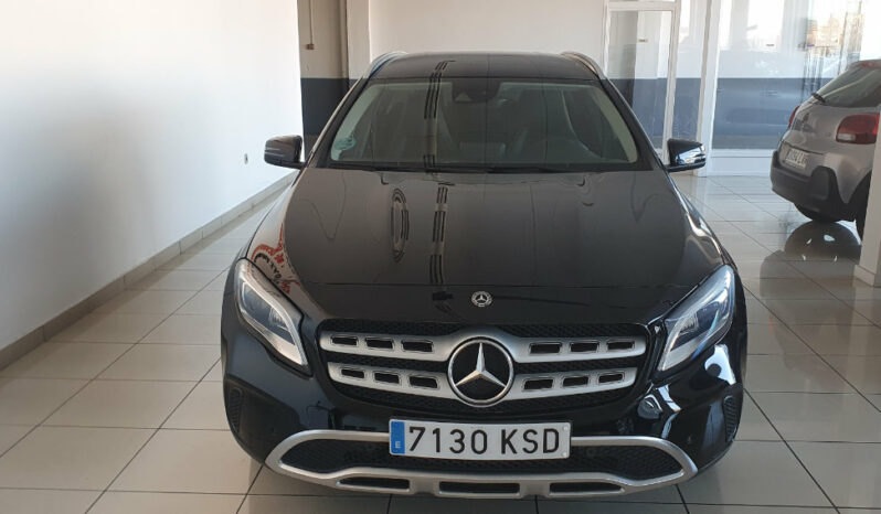 
								MERCEDES GLA 200 CDI completo									