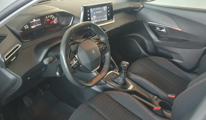 
								PEUGEOT 2008 1.5HDI ACTIVE completo									