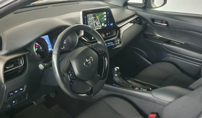 
								TOYOTA CHR 1.8 ADVANCE HYBRID completo									