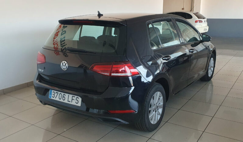 
								VOLKSWAGEN GOLF 1.6TDI ADVANCE completo									