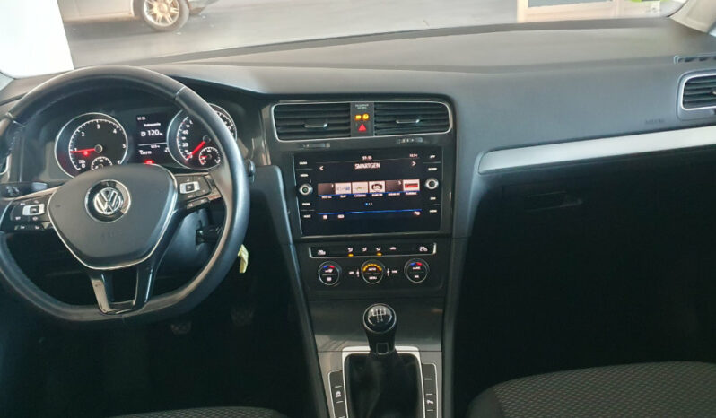 
								VOLKSWAGEN GOLF 1.6TDI ADVANCE completo									