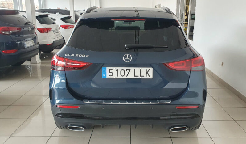 
								MERCEDES GLA 200 AMG completo									