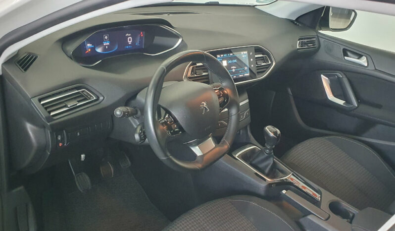 
								PEUGEOT 308 1.5 HDI 100CV. ACTIVE completo									