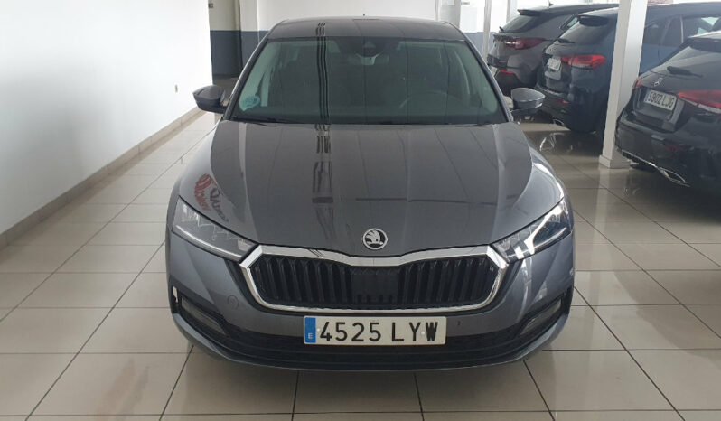
								SKODA OCTAVIA 2.0 TDI AMBITION completo									