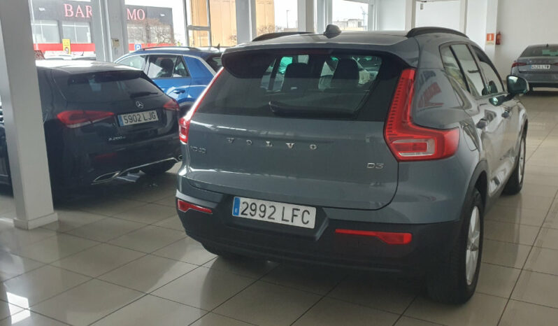 
								VOLVO XC40 2.0 D3 150CV BUSINESS completo									