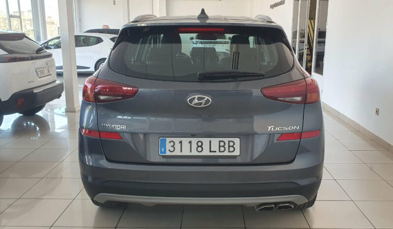 
								HYUNDAI TUCSON 1.6 CRDI 116CV SLE completo									