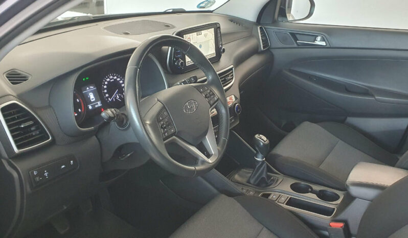 
								HYUNDAI TUCSON 1.6 CRDI 116CV SLE completo									