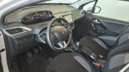 
										PEUGEOT 2008 1.5HDI SIGNATURE 100CV completo									