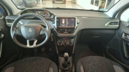 
										PEUGEOT 2008 1.5HDI SIGNATURE 100CV completo									