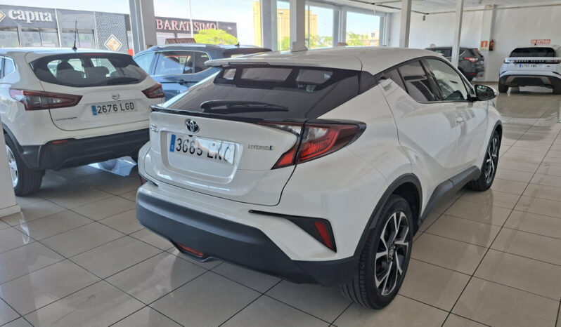 
								TOYOTA CHR 1.8 ADVANCE HYBRID completo									
