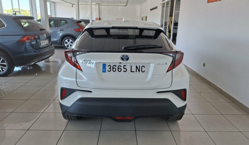 
								TOYOTA CHR 1.8 ADVANCE HYBRID completo									