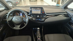 
										TOYOTA CHR 1.8 ADVANCE HYBRID completo									
