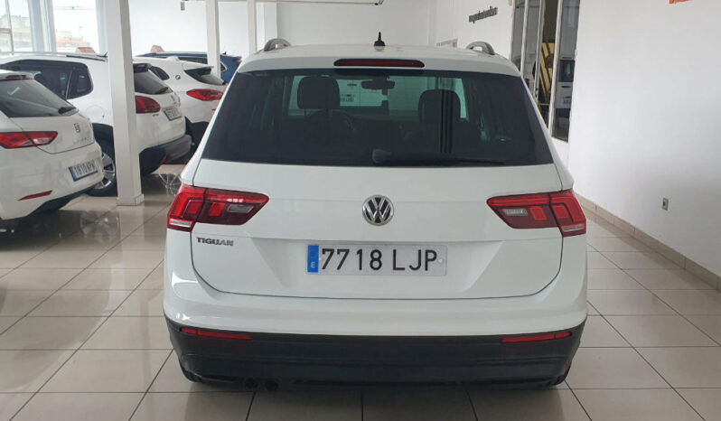 
								VOLKSWAGEN TIGUAN 1.6 115 ADVANCE completo									