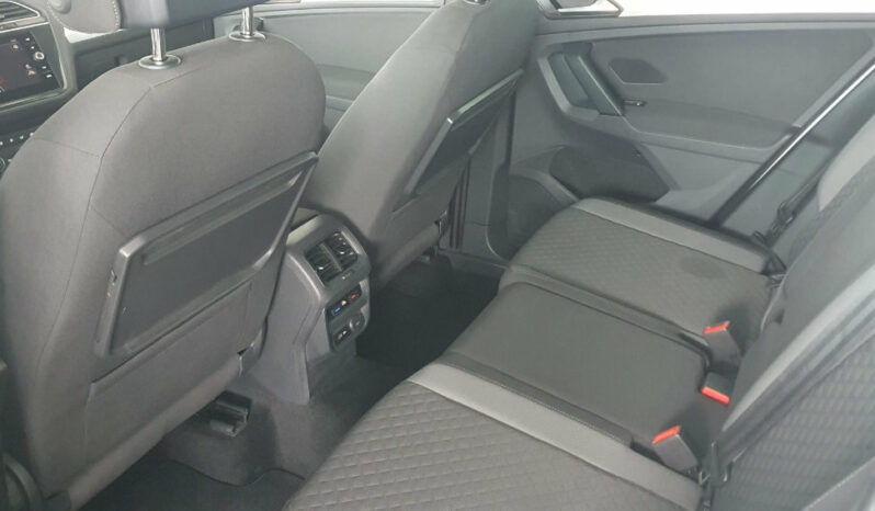 
								VOLKSWAGEN TIGUAN 1.6 115 ADVANCE completo									