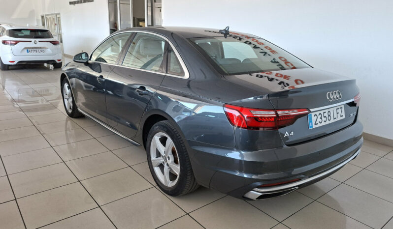 
								AUDI A4 2.0 TDI 165CV ADVANCE completo									